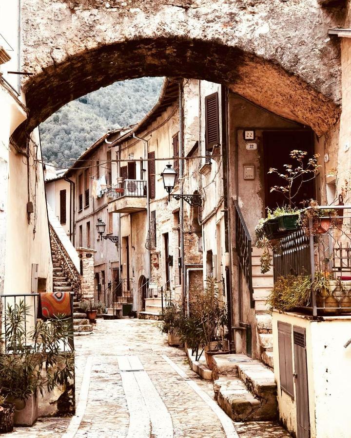 Papigno La Residenza Dei Papiヴィラ エクステリア 写真